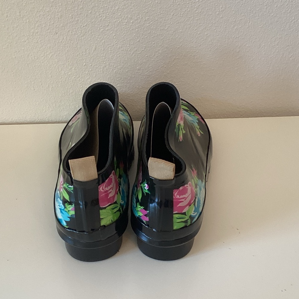 Journee Collection Floral Women's Ankle Rain Boots - Picture 3 of 7